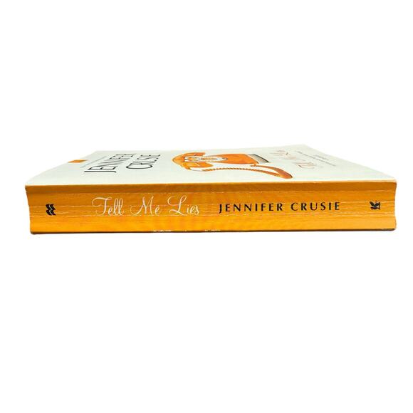 Tell Me Lies by Jennifer Crusie (Paperback) - Picture 3 of 6